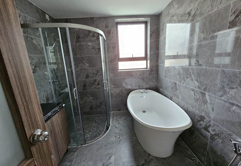 Forest City Golf Resort, Gelang Petah