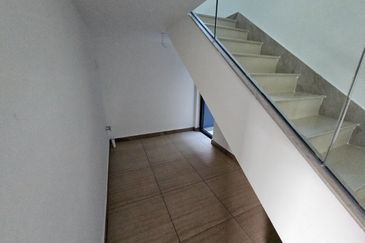 Forest City Golf Resort, Gelang Petah