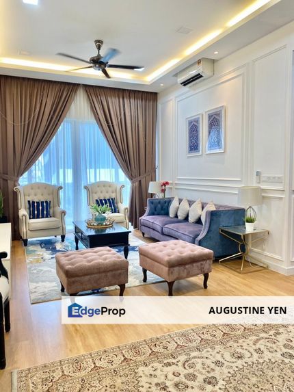 [100% LOAN] [RENO & SPACIOUS] [25' x 85'] Town House Villa Tropicana Heights Kajang for SALE, Selangor, Kajang