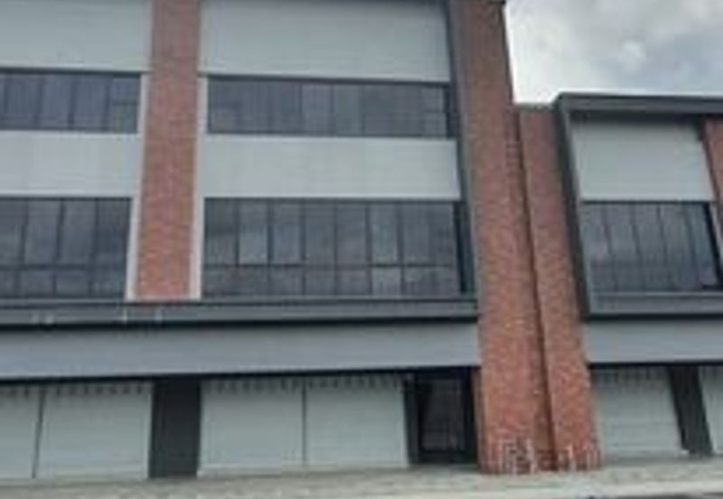 Baris Place @ Setia Mayuri