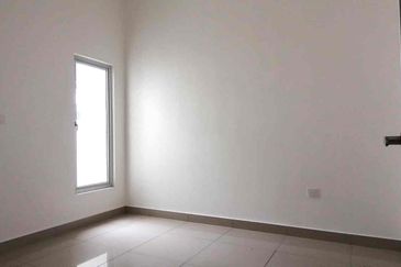 Dayana @Nilai Impian