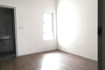 Dayana @Nilai Impian