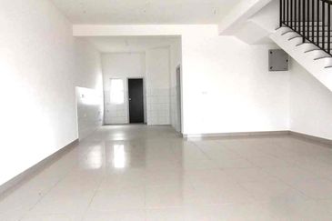 Dayana @Nilai Impian