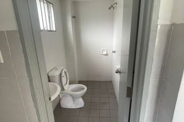 PELANGI HEIGHTS (TAMAN KAYANGAN)