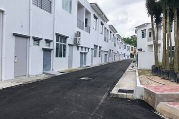 Taman Blossom Height