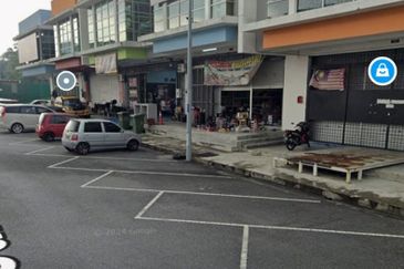 Medan Perniagaan Senawang Jaya, Senawang, Negeri Sembilan 1.5 Storey Link Factory/Warehouse For Rent