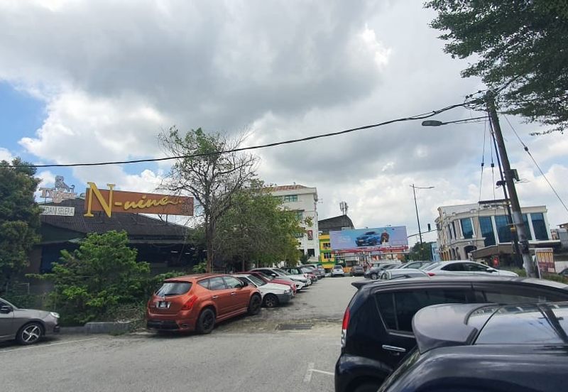 Jalan Tun Dr Ismail