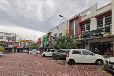 Pusat Komersial Lobak