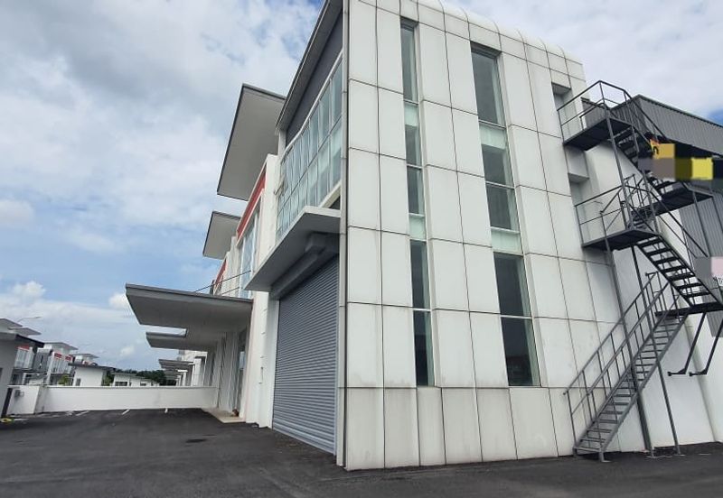 Suria Industrial Park (SIP)