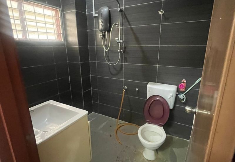 Oakland Commercial Centre