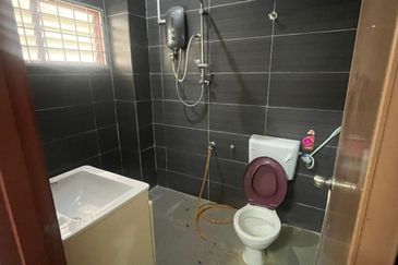 Oakland Commercial Centre