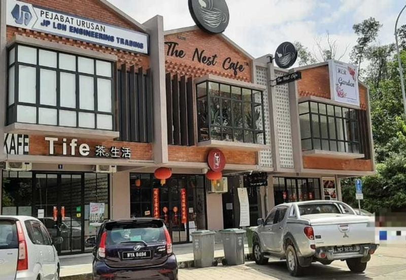 Pusat Komersial Lobak