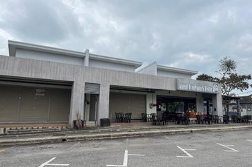 Taman Desa Jasmin, Nilai, Negeri Sembilan Single Shoplot For Rent