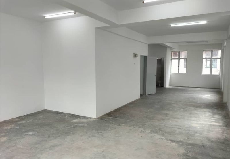 Oakland Commercial Centre