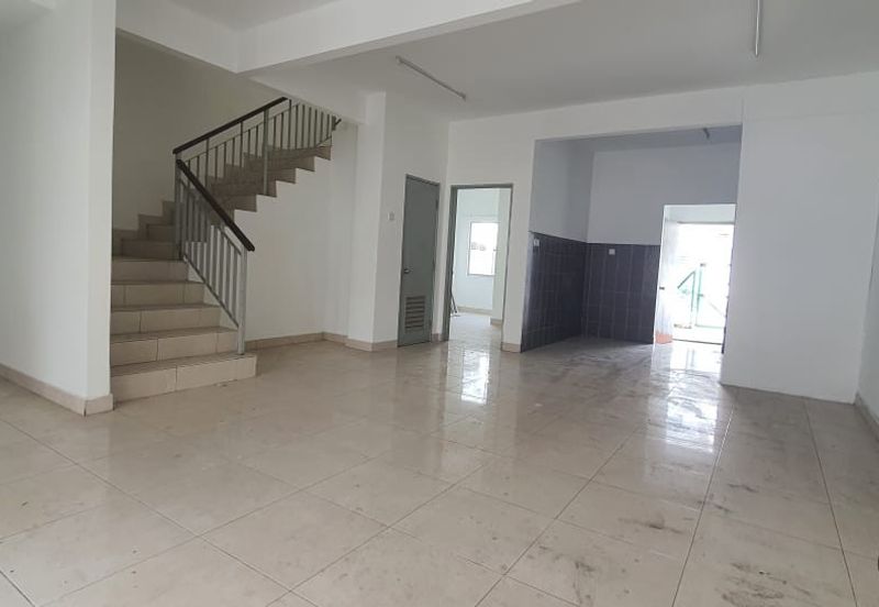 PELANGI HEIGHTS (TAMAN KAYANGAN)