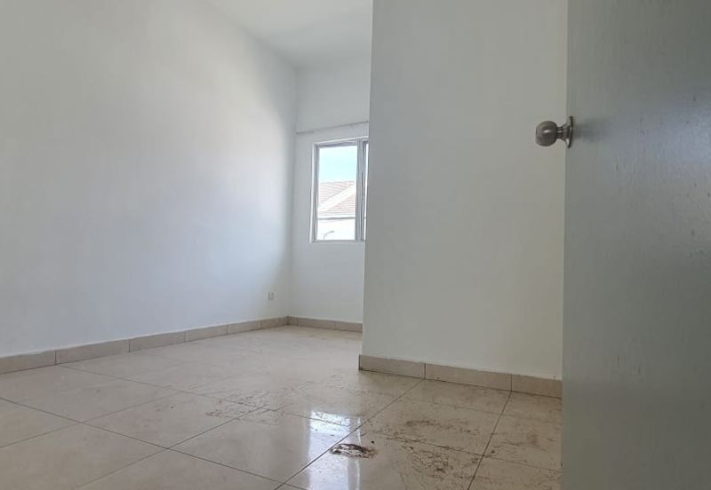 PELANGI HEIGHTS (TAMAN KAYANGAN)