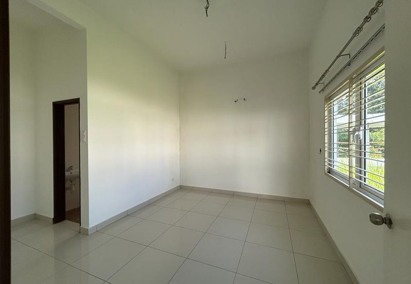 PELANGI HEIGHTS (TAMAN KAYANGAN)