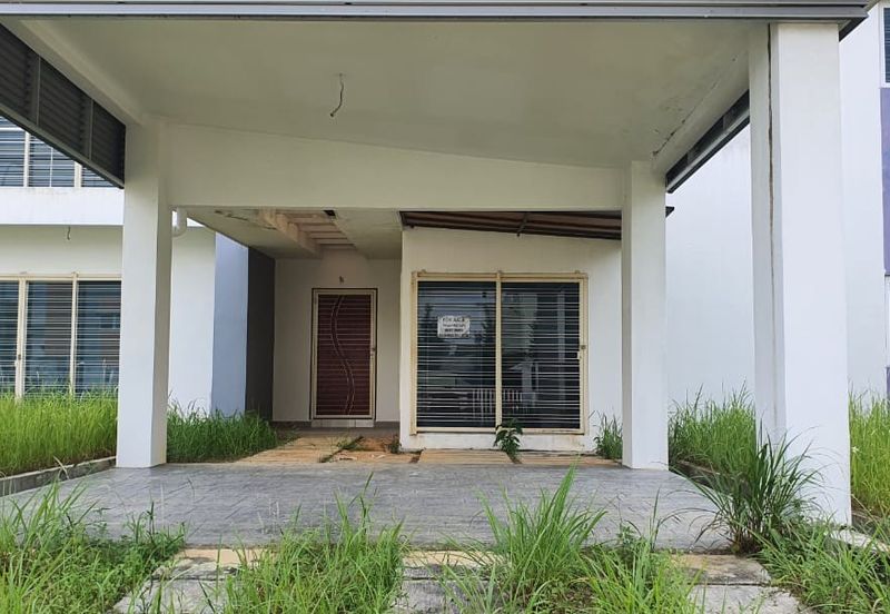 PELANGI HEIGHTS (TAMAN KAYANGAN)