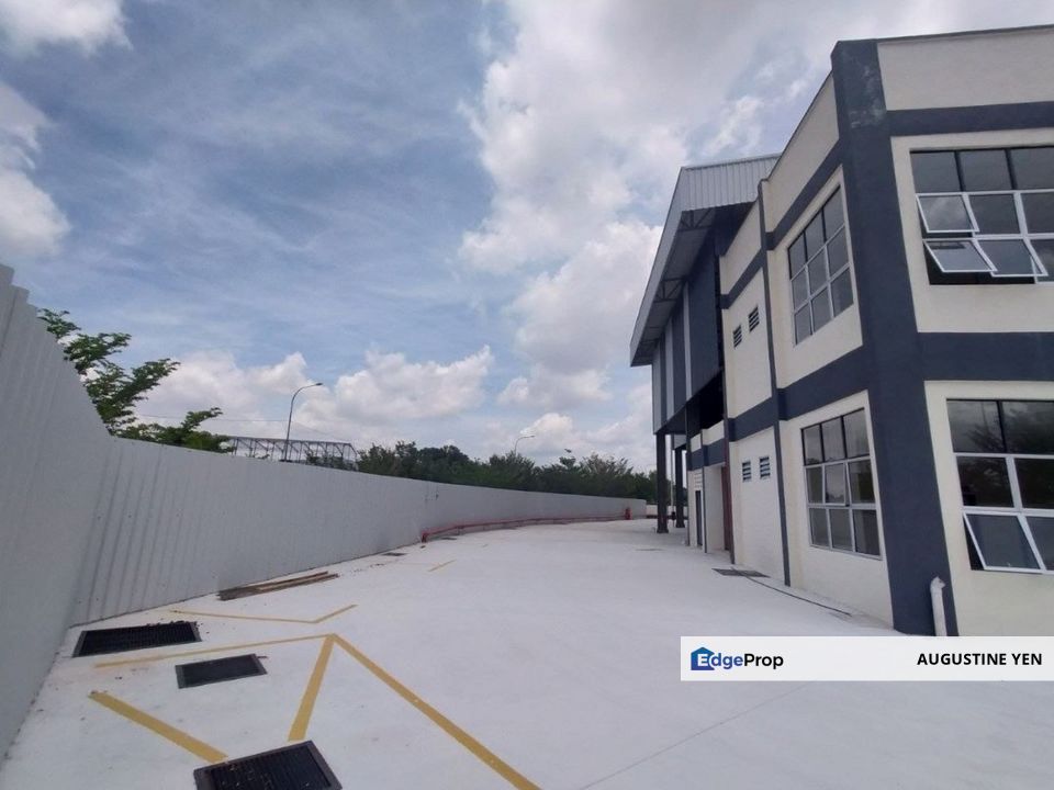 SENDAYAN TECHVALLEY INDUSTRIAL PARK, SILIAU, NEGERI SEMBILAN Heavy Industrial Factory/Warehouse For Rent, Negeri Sembilan, Siliau