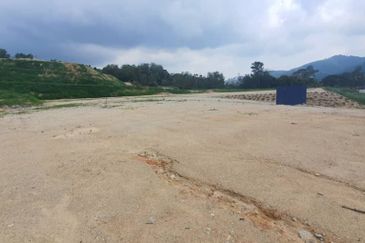 FREEHOLD AGRICULTURE LAND, ZONING INDUSTRI AREA FOR SALE MANTIN JALAN SEREMBAN