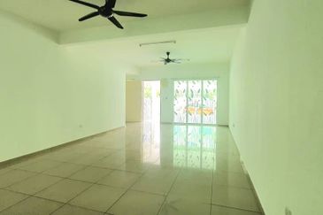 HIJAYU 3A @ BANDAR SRI SENDAYAN