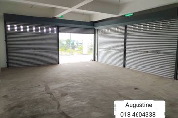 Oakland Commercial Centre