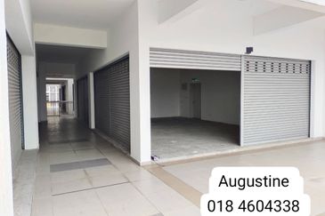 Oakland Commercial Centre