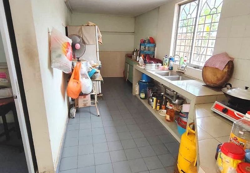 TAMAN PELANGI (MANTIN)