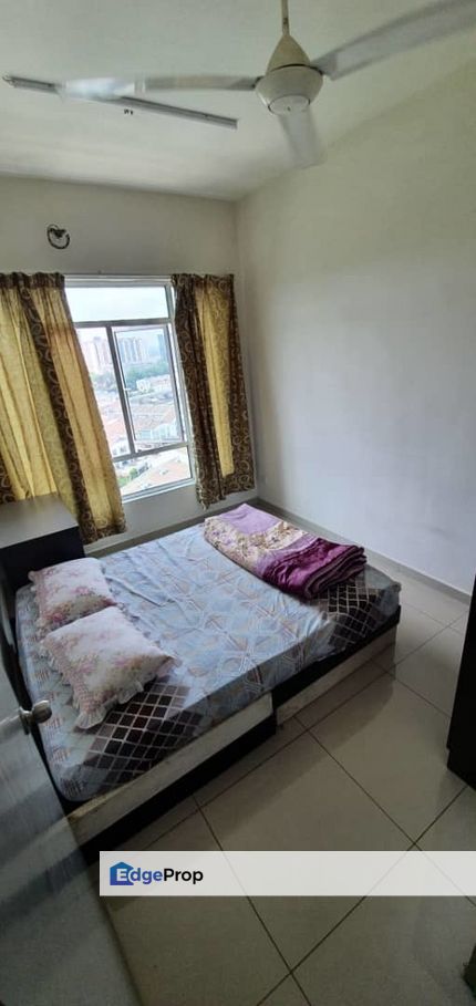 1100sf 3 Rooms Springville Condominium Seri Kembangan, Selangor, Glenmarie