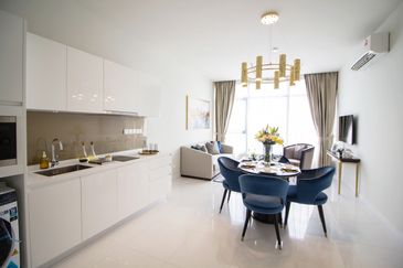 Pavilion Embassy Residence