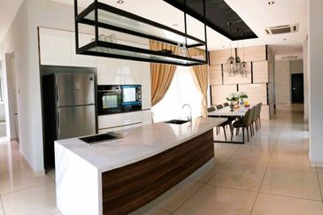 Jalan Setia Nusantara U13/22T