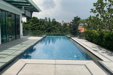 New Unique Bungalow Villa @ Bukit Tunku