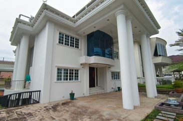 Tropicana Golf & Country Resort