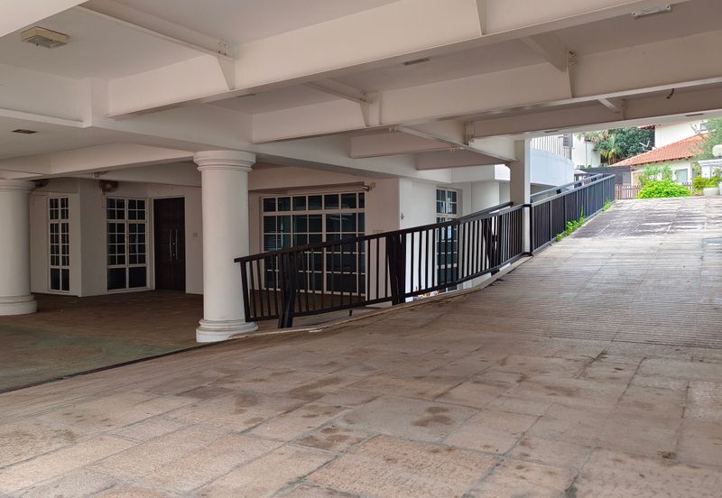 Tropicana Golf & Country Resort