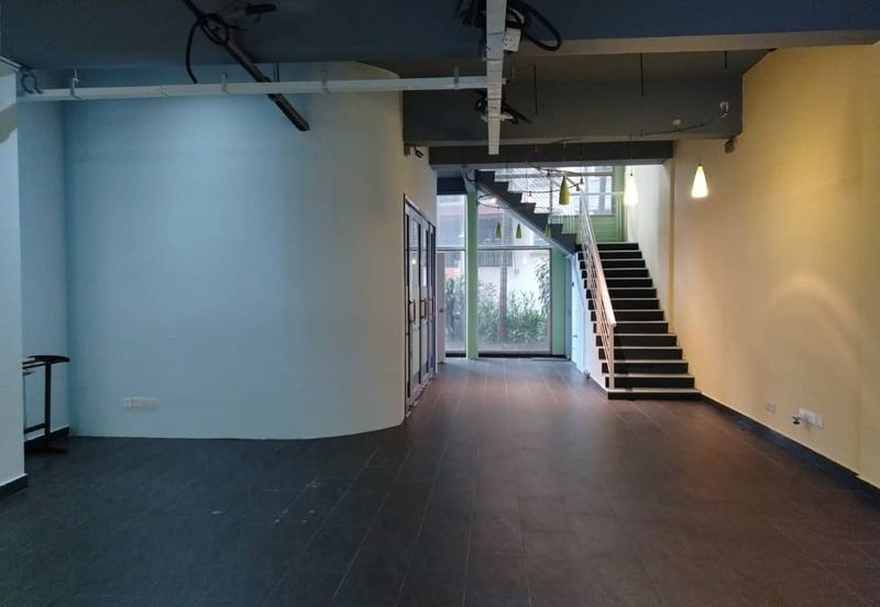 Ritze Perdana Business Center