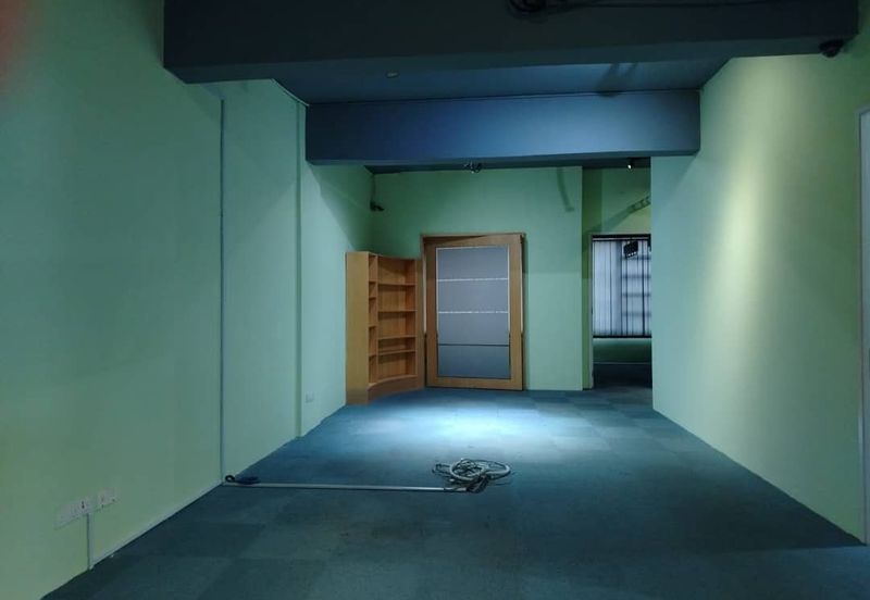 Ritze Perdana Business Center