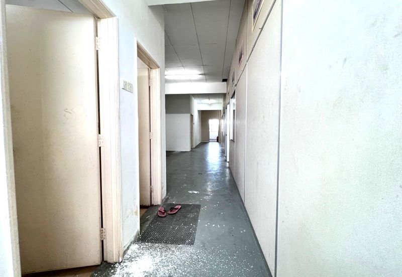 Jalan Damar, Glenmarie Cove, Port Klang 2 Storey Shop Lot For Rent