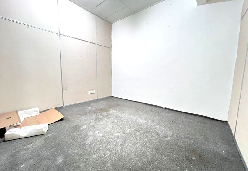 Jalan Damar, Glenmarie Cove, Port Klang 2 Storey Shop Lot For Rent