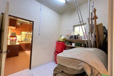 Lorong Batu Nilam 13