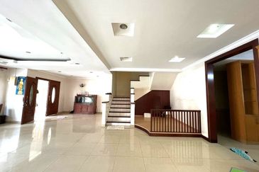 Lorong Batu Nilam 13