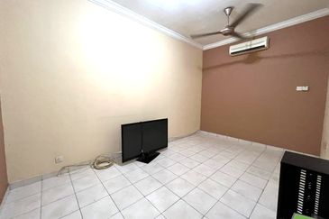 Lorong Batu Nilam 13