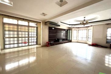 Lorong Batu Nilam 13