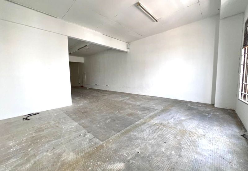 Bayu Tinggi Commercial Centre -Taipan