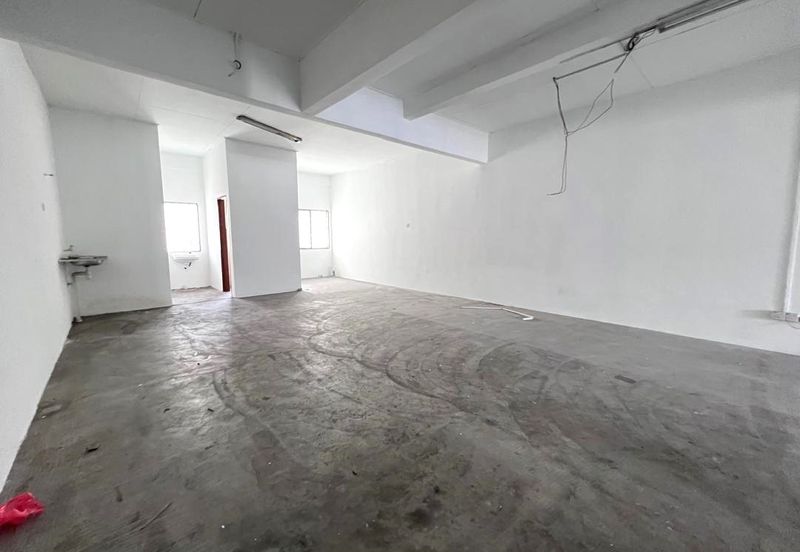 Bayu Tinggi Commercial Centre -Taipan