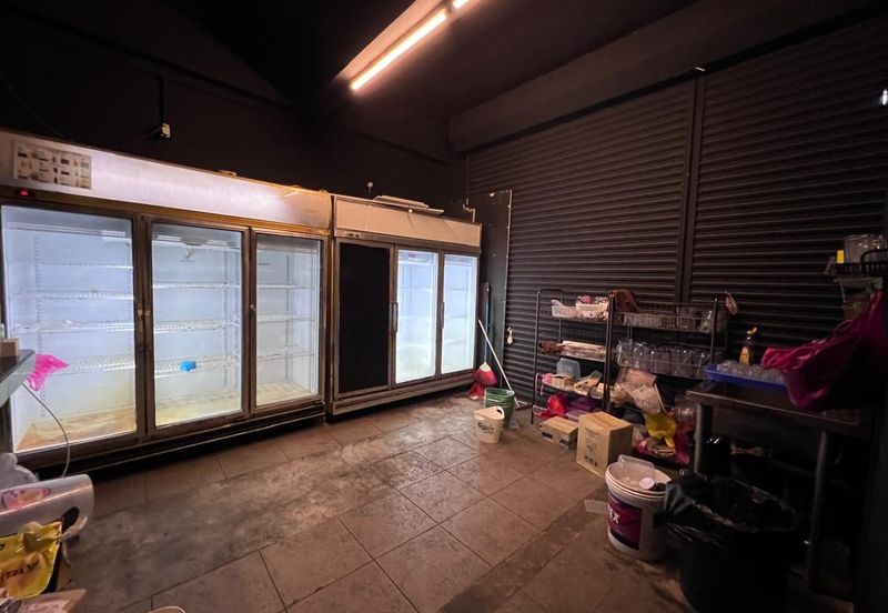 Bayu Tinggi Commercial Centre -Taipan