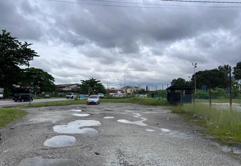 Jalan Batu Tiga Lama