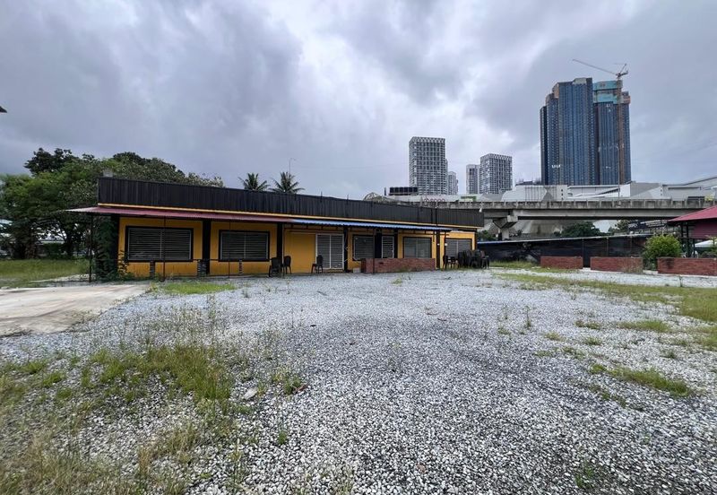 Jalan Batu Tiga Lama