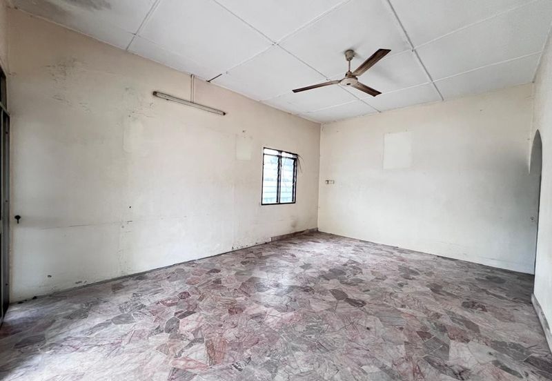 Taman Tepi Sungai ( Taman Teluk Pulai Indah )