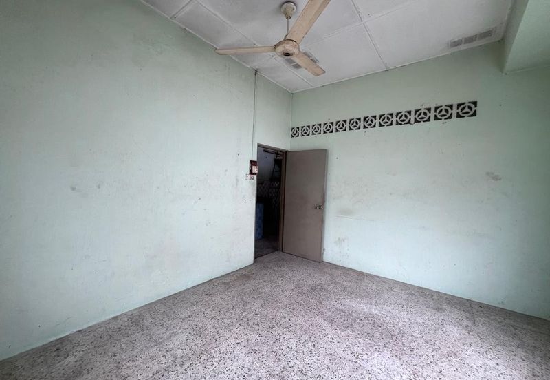 Taman Tepi Sungai ( Taman Teluk Pulai Indah )