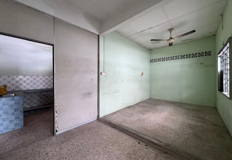 Taman Tepi Sungai ( Taman Teluk Pulai Indah )